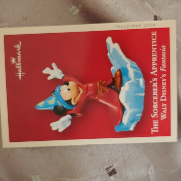 The Sorcerer's Apprentice Ornament - Picture 4 of 6